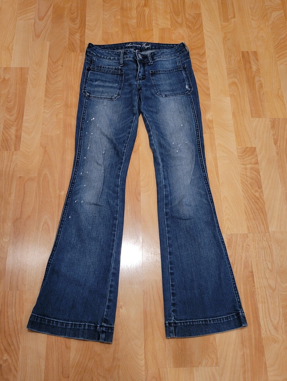 American Eagle Vintage Flare Low Rise Jeans Size 2